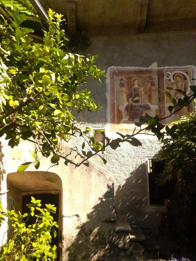 Bed and Breakfast Nonna Anita Castelveccana Exterior foto